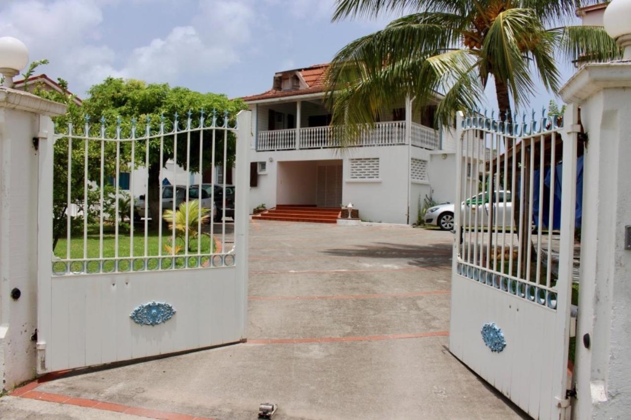 Villa Bougainvillier Les Trois-Ilets Buitenkant foto